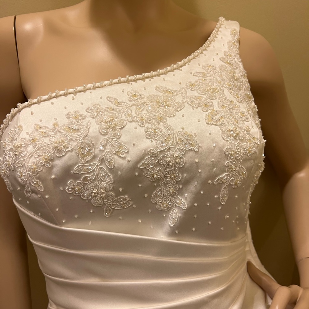 Zurc for Impression Beaded One Shoulder  Bridal Gown Wedding Dress 14 Ivory D-02